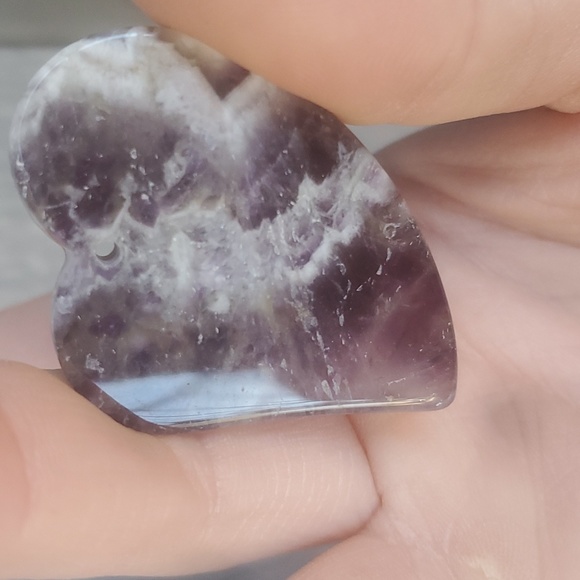 New Chevron Amethyst Heart Shaped Pendant. - Picture 3 of 16